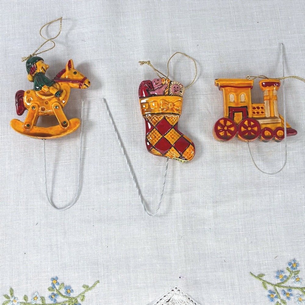 Vintage Resin Christmas Ornament Set Rocking Horse Stocking Train Taiwan 3pc